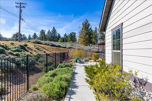 26941 Stirrup Way Tehachapi, CA 93561