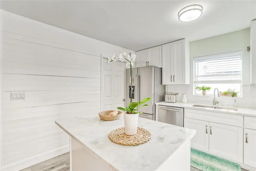 6004 GOLF AND SEA BOULEVARD Apollo Beach, FL 33572