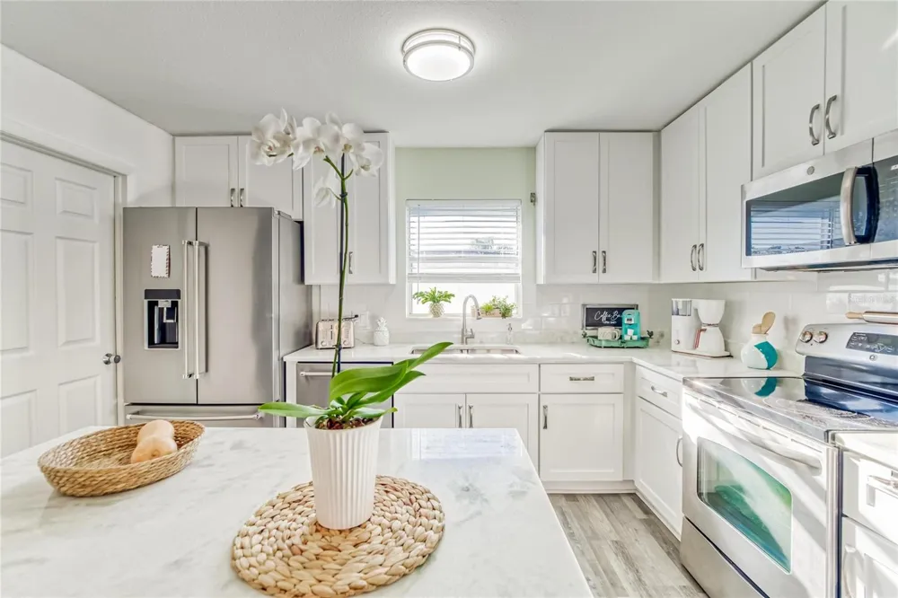 6004 GOLF AND SEA BOULEVARD Apollo Beach, FL 33572