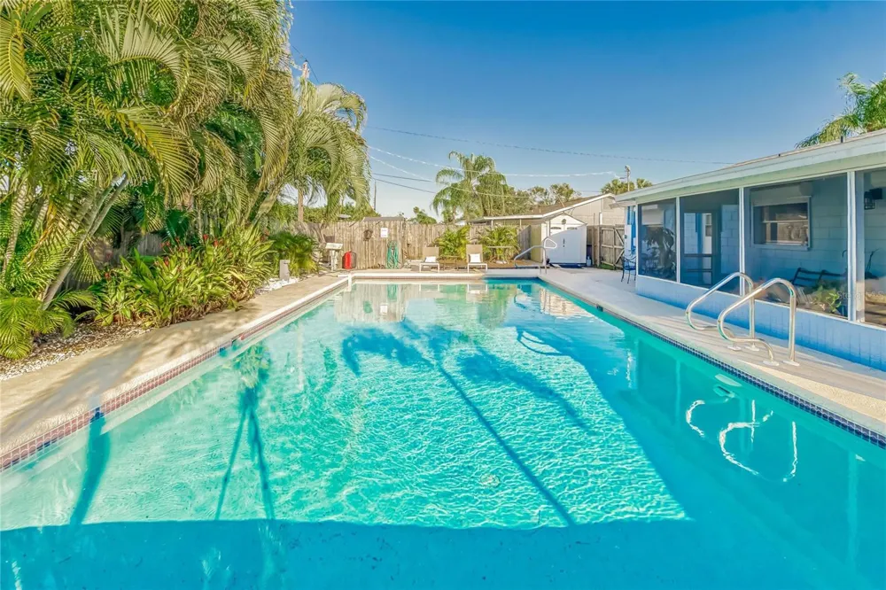 6004 GOLF AND SEA BOULEVARD Apollo Beach, FL 33572