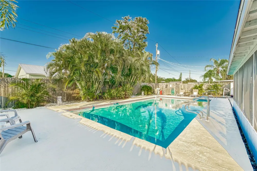 6004 GOLF AND SEA BOULEVARD Apollo Beach, FL 33572