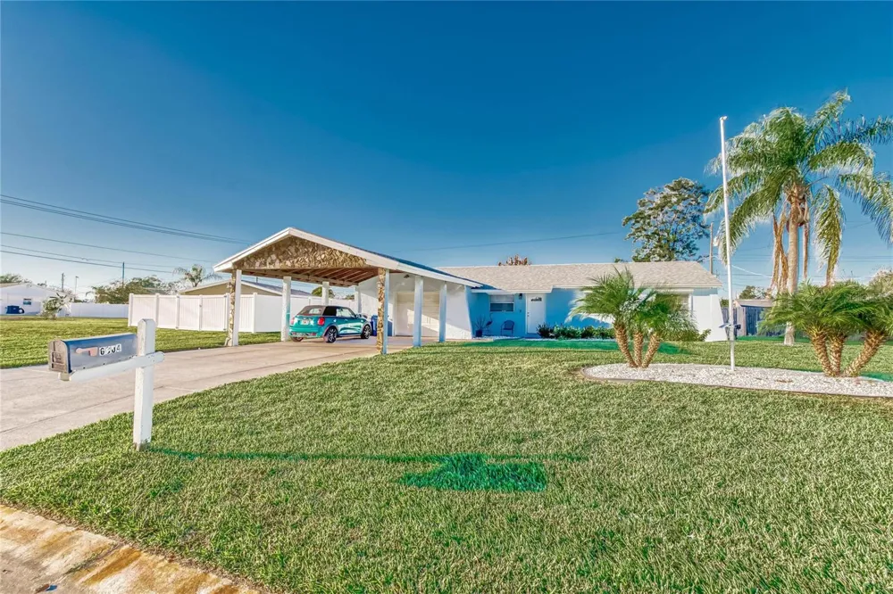 6004 GOLF AND SEA BOULEVARD Apollo Beach, FL 33572