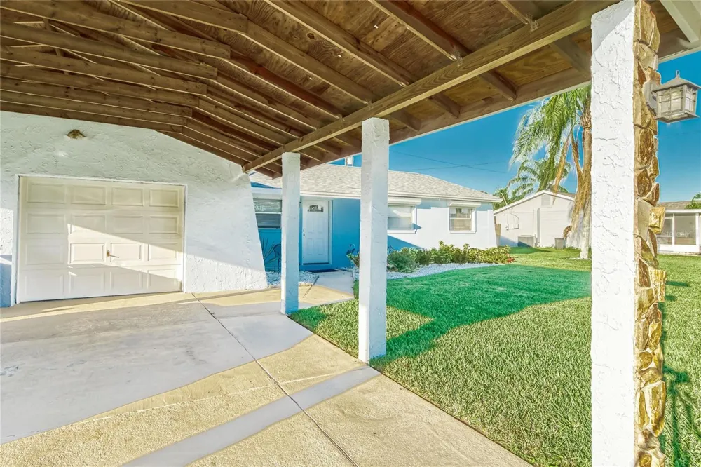 6004 GOLF AND SEA BOULEVARD Apollo Beach, FL 33572