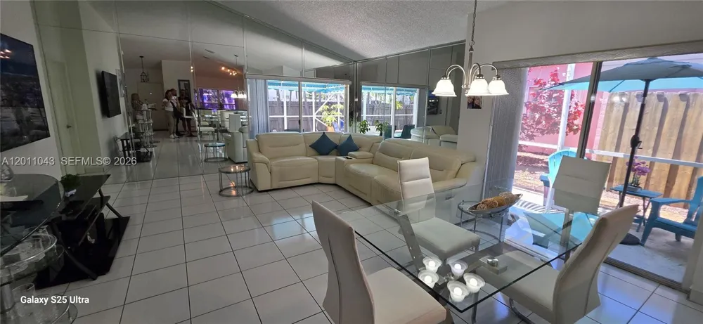 18516 NW 56th Ave Miami Gardens, FL 33055