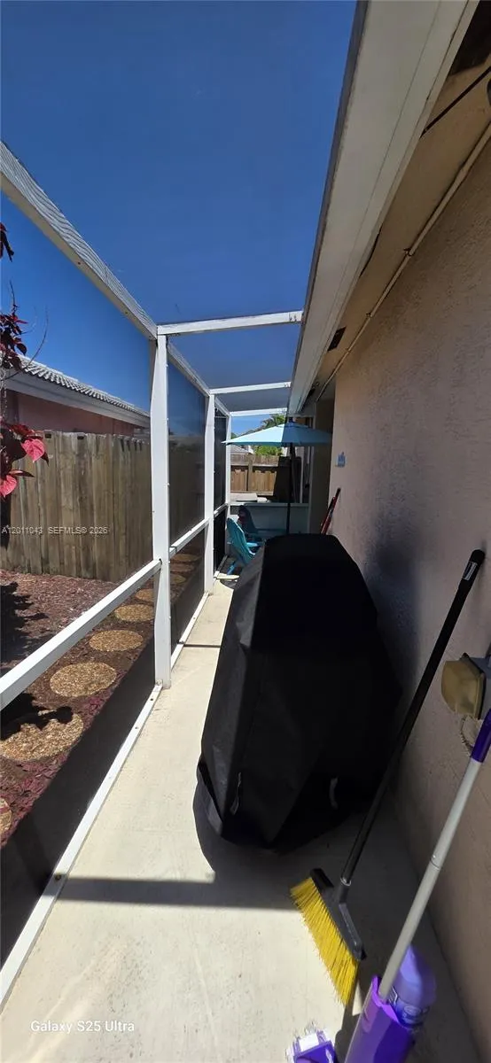 18516 NW 56th Ave Miami Gardens, FL 33055