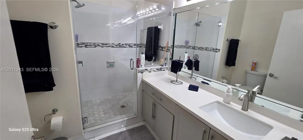 18516 NW 56th Ave Miami Gardens, FL 33055