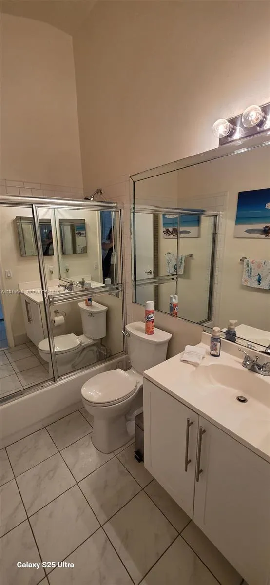 18516 NW 56th Ave Miami Gardens, FL 33055