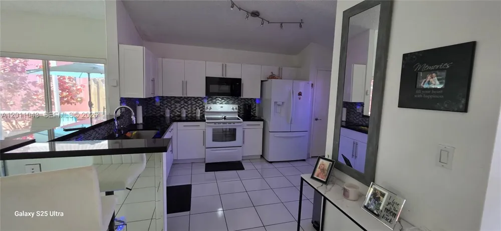 18516 NW 56th Ave Miami Gardens, FL 33055