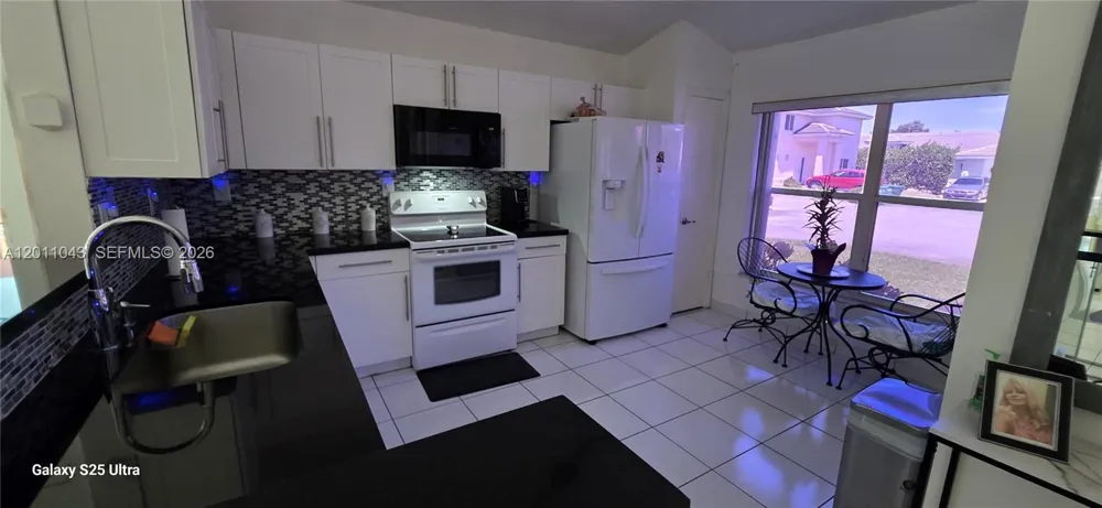 18516 NW 56th Ave Miami Gardens, FL 33055
