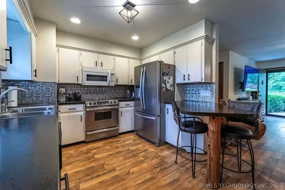 6703 Pecan Road Stillwater, OK 74074