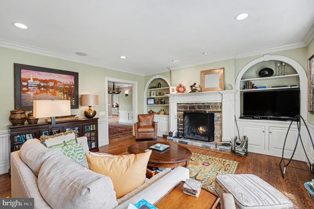 2723 MILL ROAD Doylestown, PA 18902