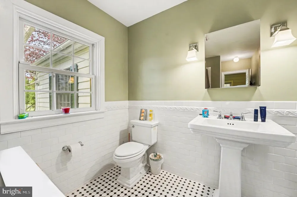 2723 MILL ROAD Doylestown, PA 18902