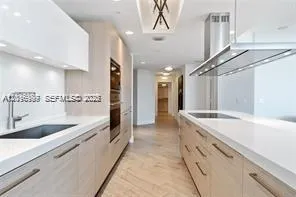 17111 Biscayne Blvd #209 North Miami Beach, FL 33160