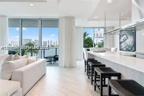 17111 Biscayne Blvd #209 North Miami Beach, FL 33160