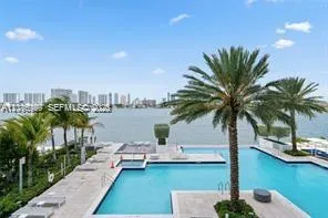 17111 Biscayne Blvd #209 North Miami Beach, FL 33160