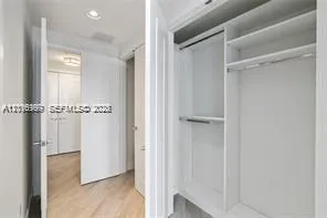 17111 Biscayne Blvd #209 North Miami Beach, FL 33160