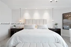 17111 Biscayne Blvd #209 North Miami Beach, FL 33160