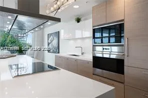 17111 Biscayne Blvd #209 North Miami Beach, FL 33160