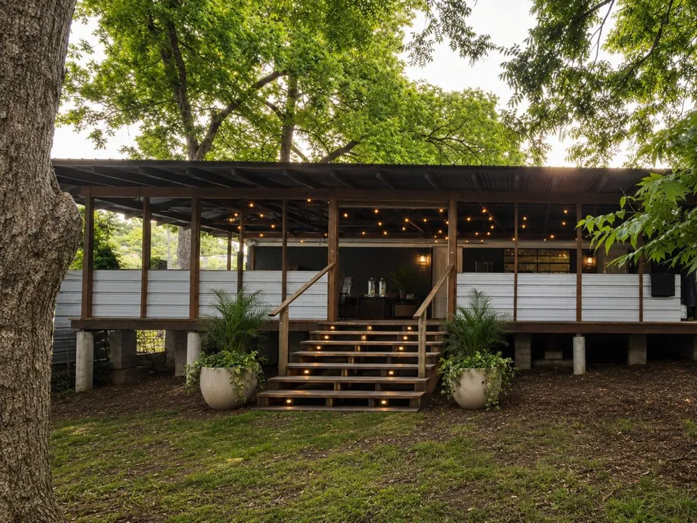 749 S Cass Centerville, TX 75833