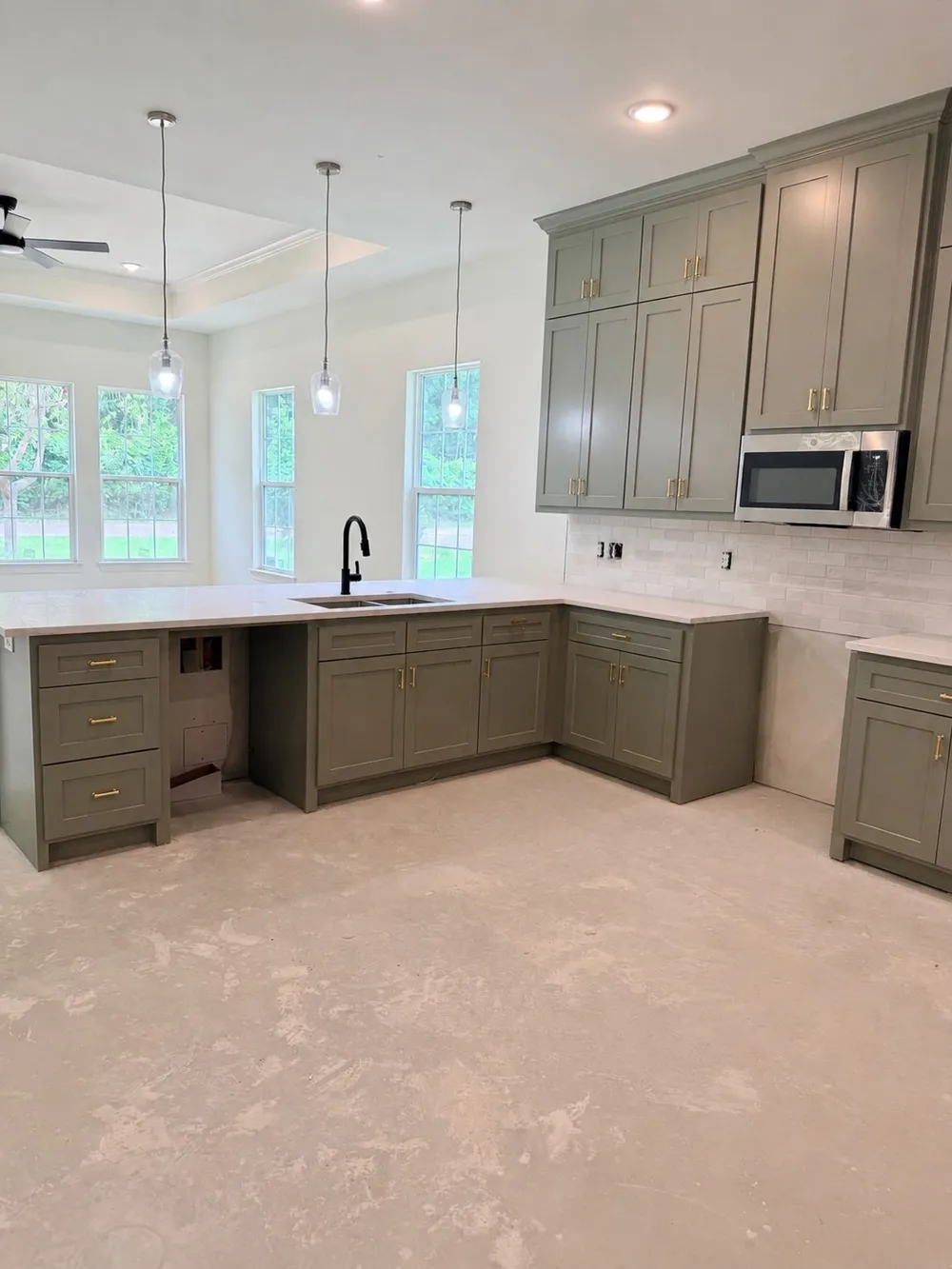 5350 First Street Chandler, TX 75758