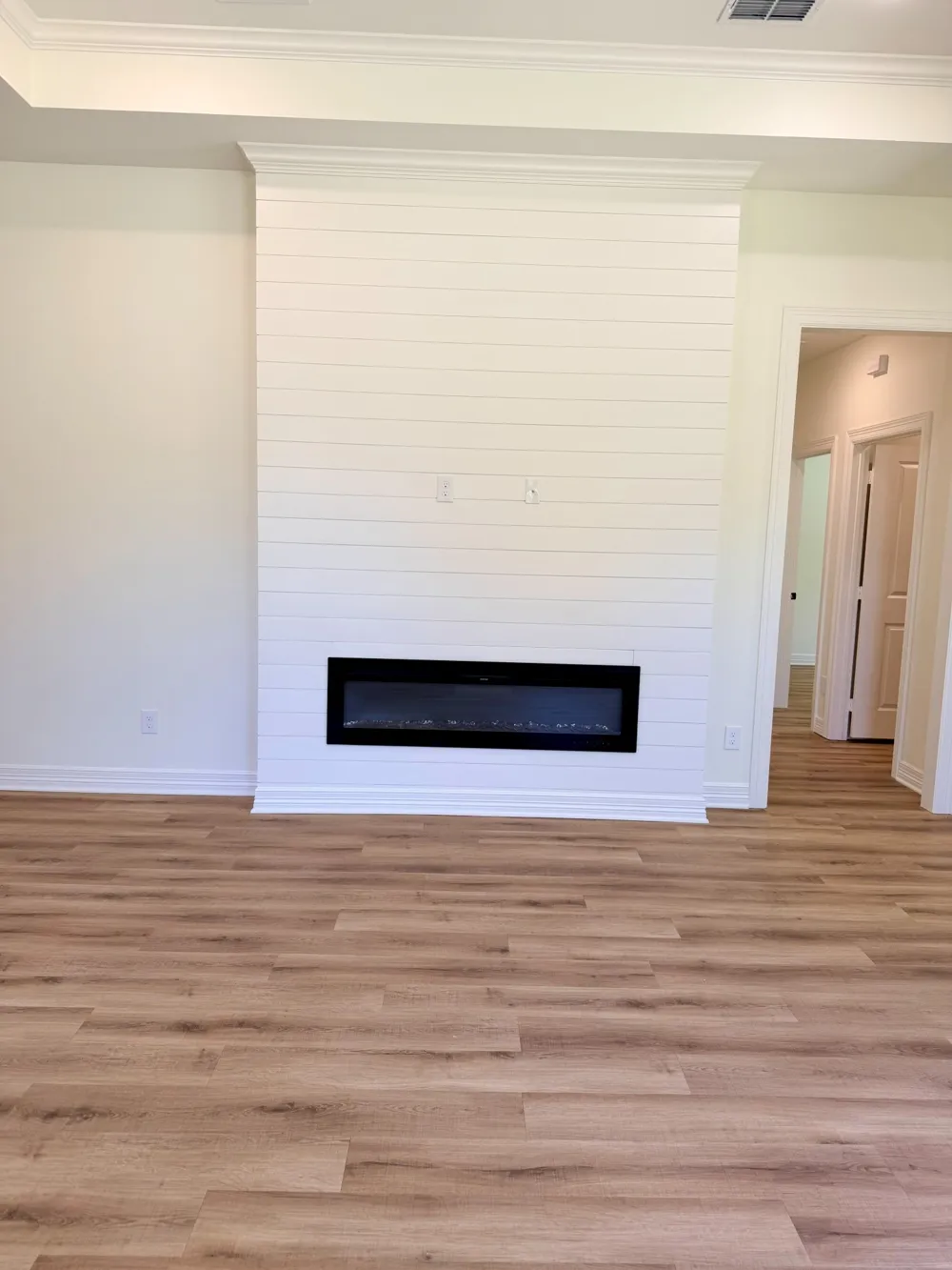 5350 First Street Chandler, TX 75758
