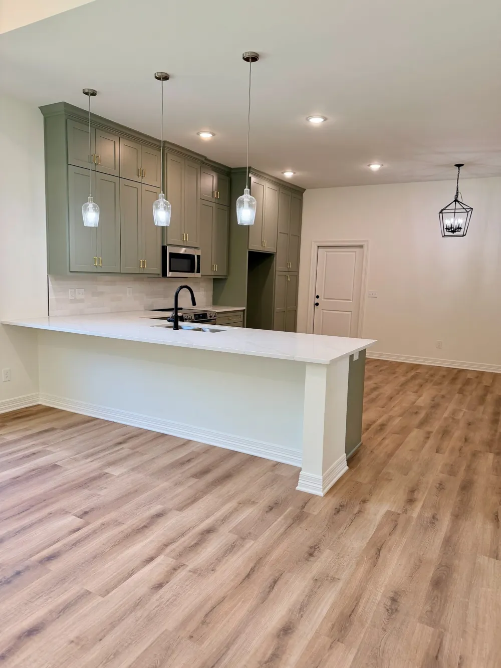 5350 First Street Chandler, TX 75758