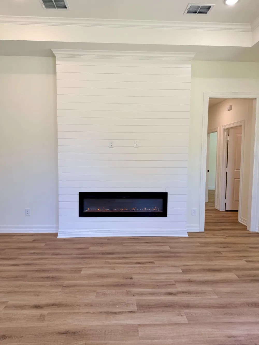 5350 First Street Chandler, TX 75758