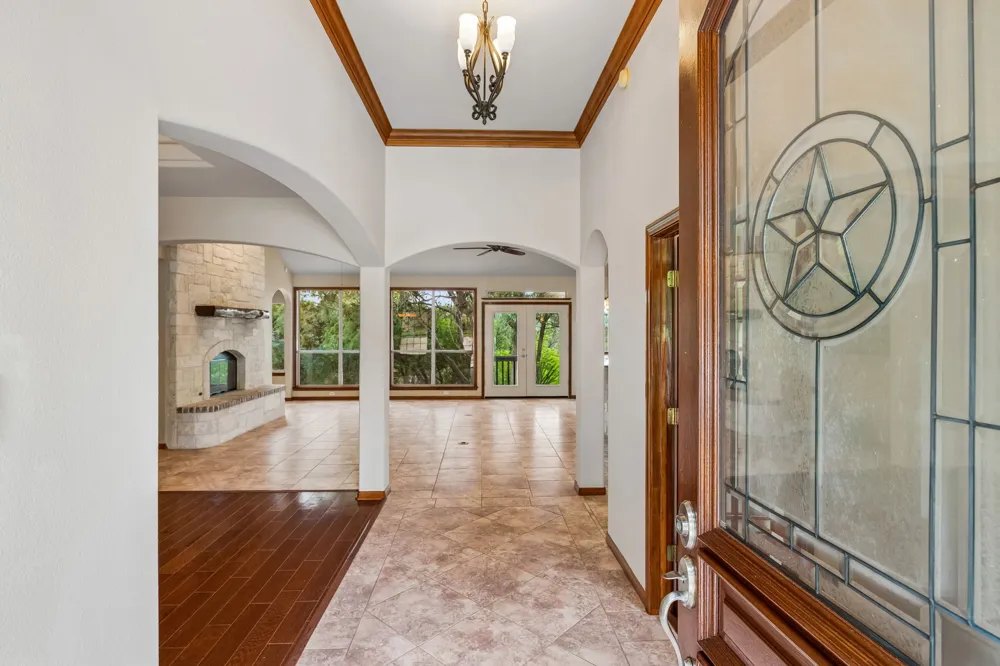 23621 Indian Divide Cove Spicewood, TX 78669