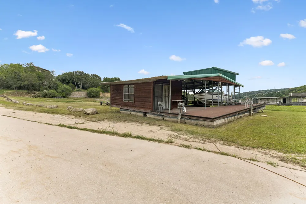 23621 Indian Divide Cove Spicewood, TX 78669