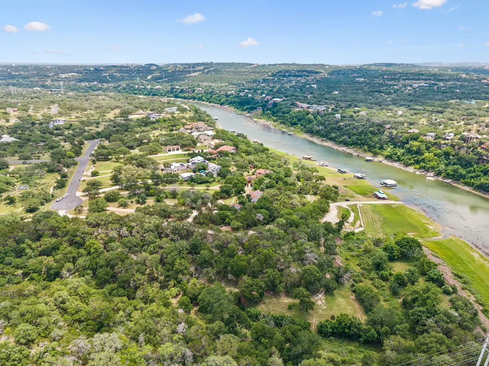 23621 Indian Divide Cove Spicewood, TX 78669