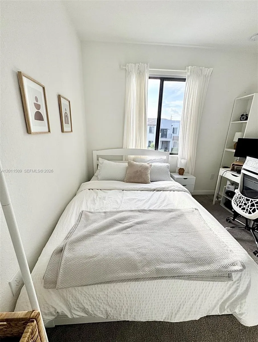 21443 NE 2nd Path #21443 Miami, FL 33179