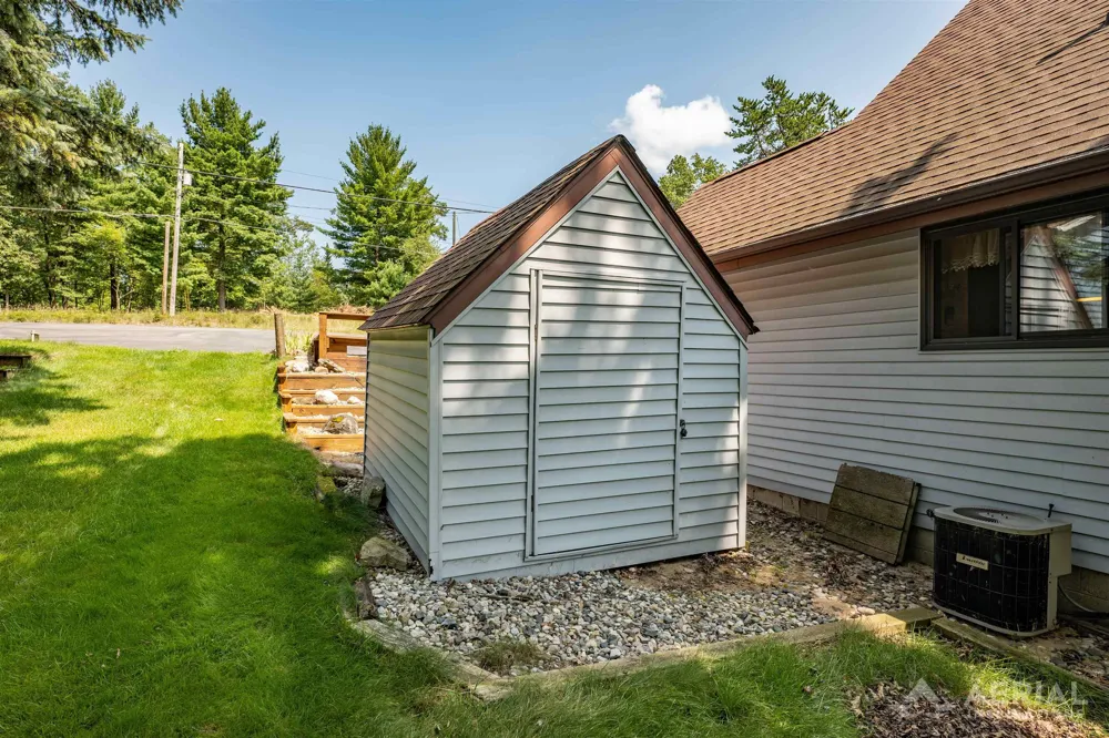 1984 Ogemaw Trail Churchill Township, MI 48661