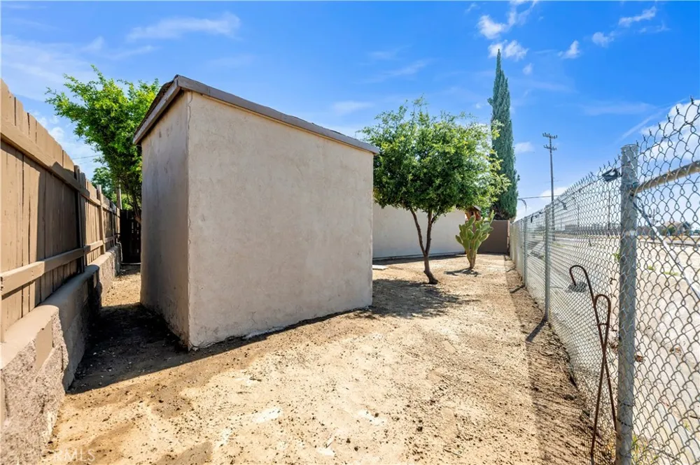 470 W Kimball Hemet, CA 92543
