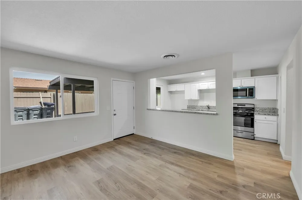 470 W Kimball Hemet, CA 92543