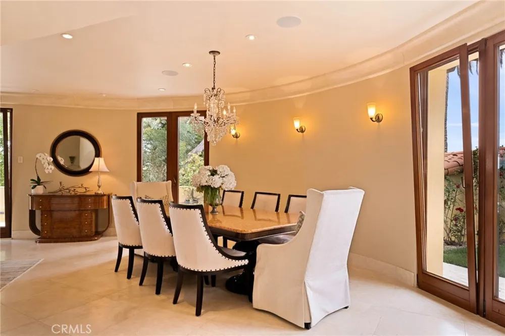 664 Calle Miramar Redondo Beach, CA 90277