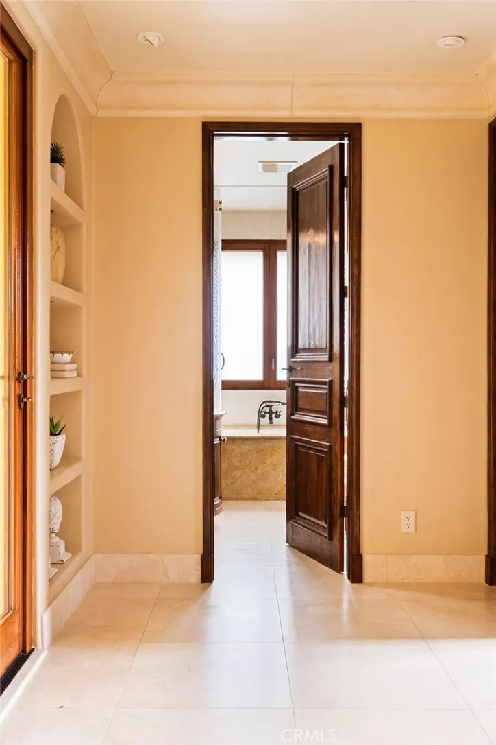 664 Calle Miramar Redondo Beach, CA 90277