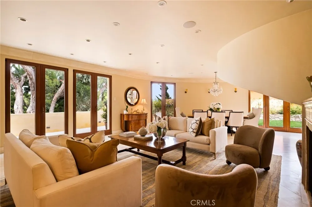 664 Calle Miramar Redondo Beach, CA 90277