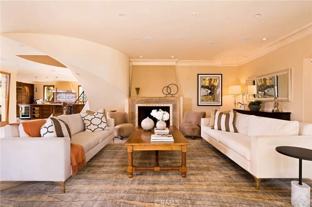 664 Calle Miramar Redondo Beach, CA 90277