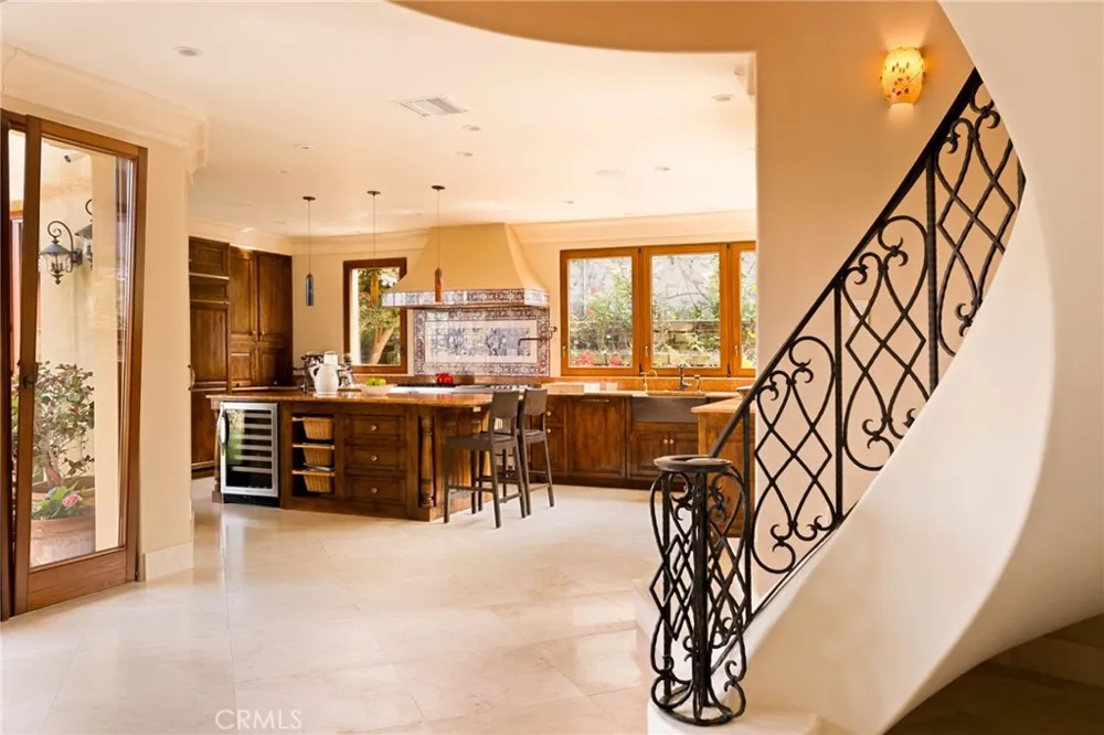 664 Calle Miramar Redondo Beach, CA 90277