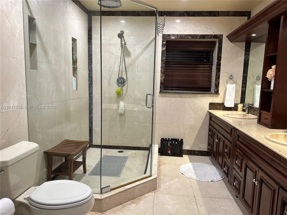 2908 Bayview Dr Fort Lauderdale, FL 33306
