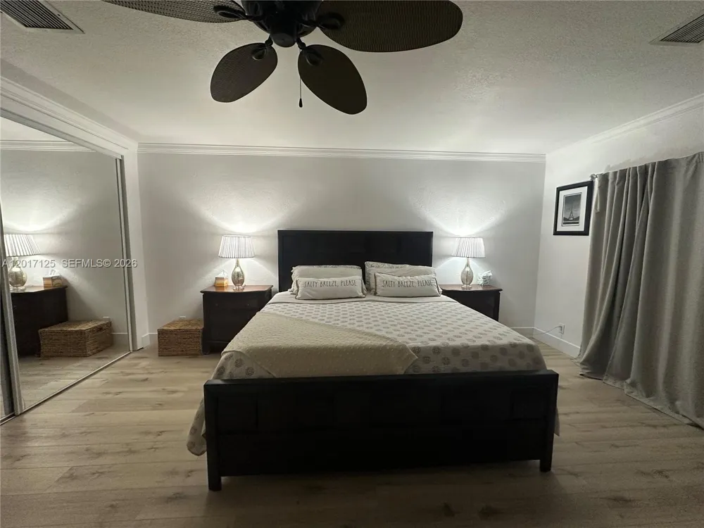 2908 Bayview Dr Fort Lauderdale, FL 33306
