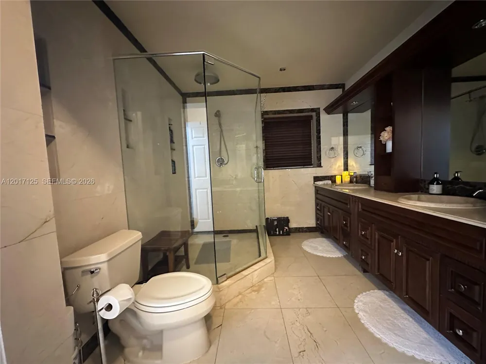 2908 Bayview Dr Fort Lauderdale, FL 33306