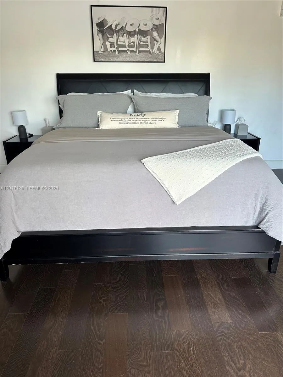 2908 Bayview Dr Fort Lauderdale, FL 33306
