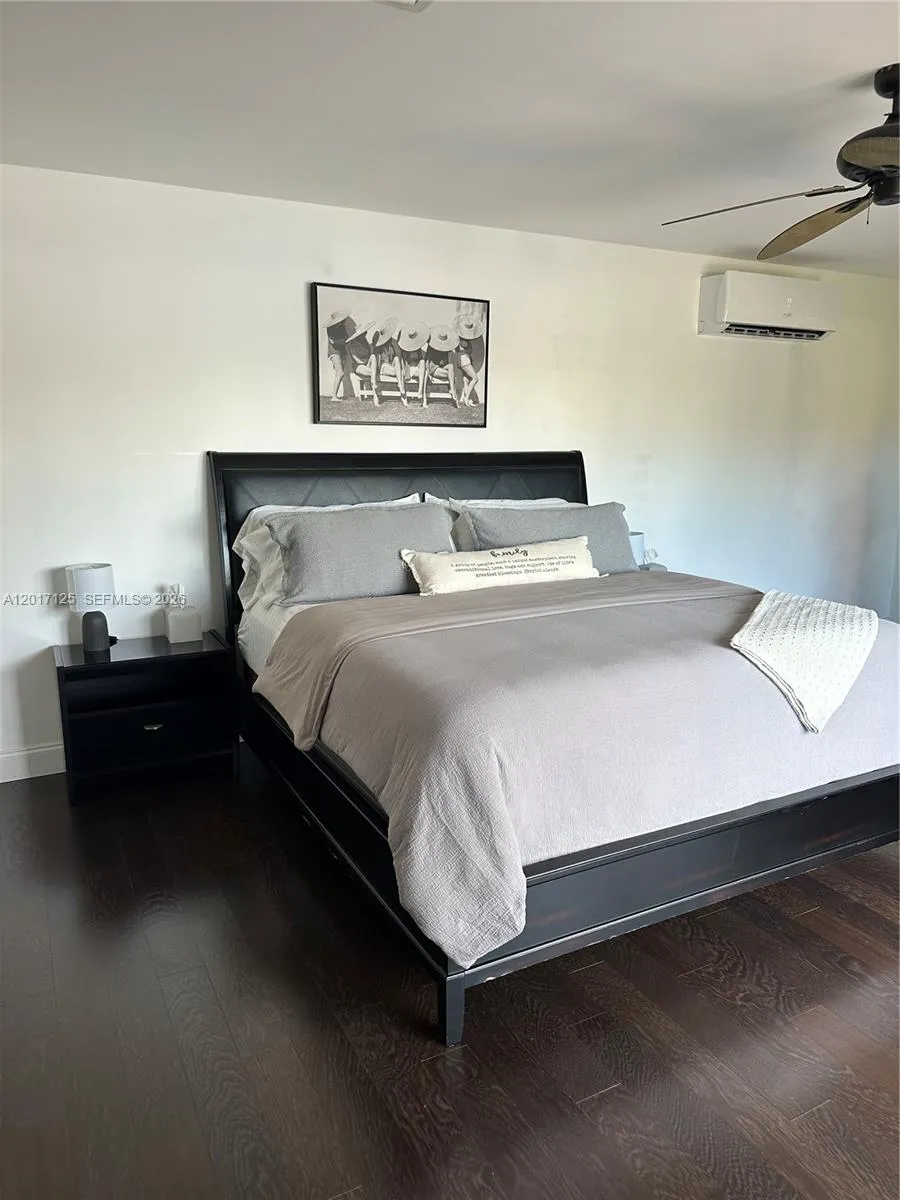 2908 Bayview Dr Fort Lauderdale, FL 33306