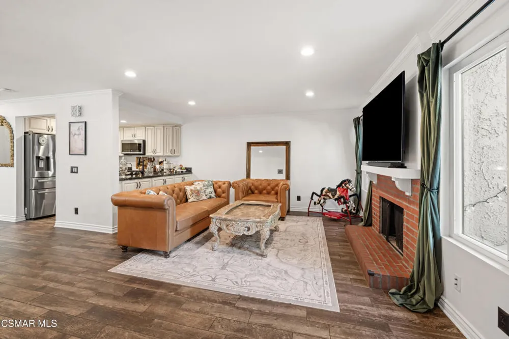 1928 Stow Street Simi Valley, CA 93063