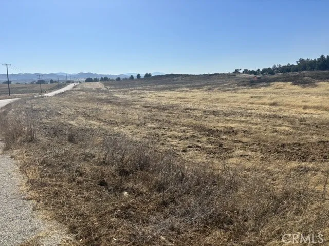 18 Keller Road Winchester, CA 92596