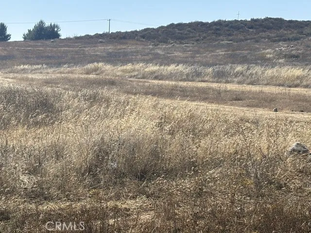 18 Keller Road Winchester, CA 92596