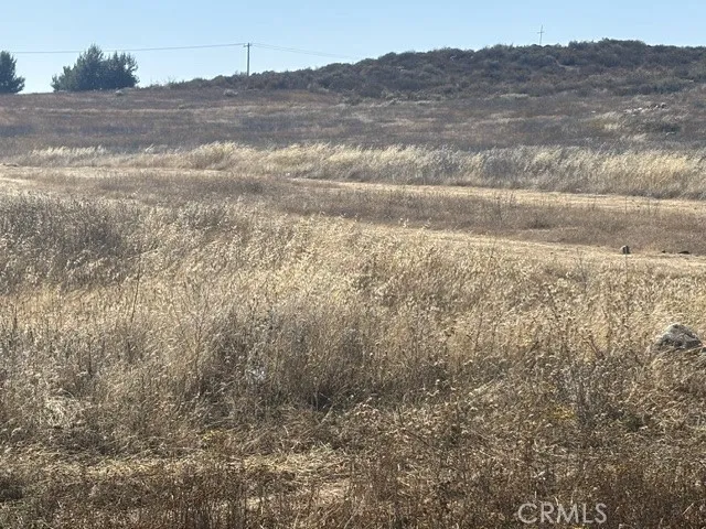 18 Keller Road Winchester, CA 92596