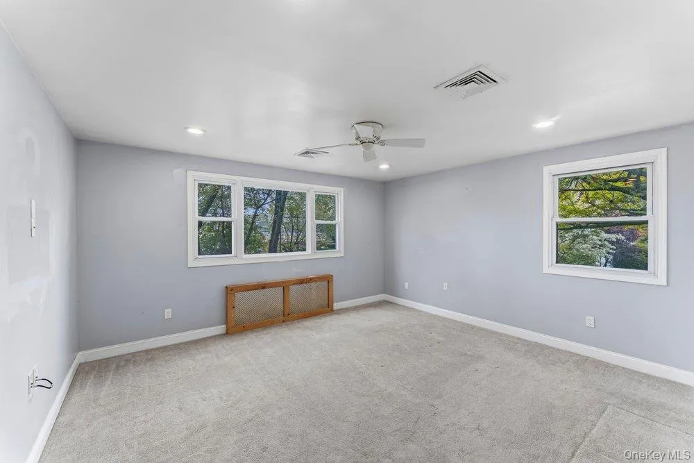 99 Norwood Avenue Malverne, NY 11565