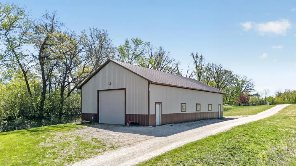 7254 County Road 117 SW Byron, MN 55920